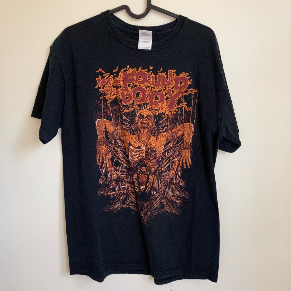 Spooky “We Found The Body” Zombie Tee